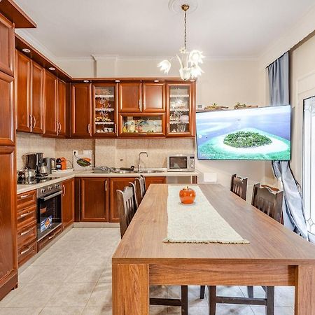 Fully Equipped And Family Friendly Skg Center Lejlighed Thessaloníki Eksteriør billede